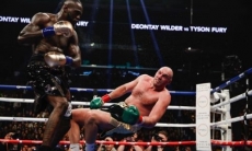 «Увидел, как закатываются его глаза». Уайлдер озвучил последствия нокаута Фьюри в бою в весе Дычко