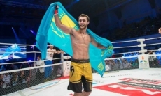 Видео мощного нокаута за 47 секунд. Как известный казахстанский файтер «удосрочил» небитого киргиза 