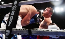 «Новый титул вместо дисквалификации». Российское СМИ — об успехе «Канело» в новом весе и самой главной победе в жизни над Головкиным