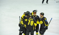 «Сарыарка» крупно обыграла «Барс» в матче ВХЛ