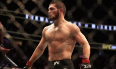 Фергюсон поставил ультиматум Нурмагомедову после его победы на «нефартовой» арене Головкина