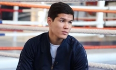 «Не хотели, чтобы я стал боксёром». Елеусинов рассказал о детстве и брате