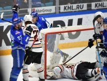 Фоторепортаж с матча КХЛ «Барыс» — «Амур» 4:2