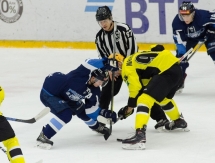 Фоторепортаж с матча ВХЛ «Буран» — «Сарыарка» 1:4