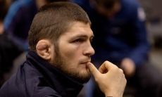 Дисквалификация и возможные соперники. Что ждет Нурмагомедова после победы на «нефартовой» арене Головкина