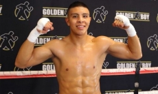 «Когда я прошу о бое с Головкиным...». Непобежденный чемпион мира ответил своим критикам