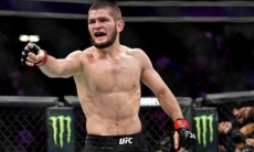 Нурмагомедову нашли соперника после победы на «нефартовой» арене Головкина