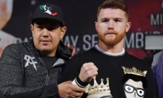 Тренер «Канело» рассказал, хочет ли он боя с Головкиным следующим