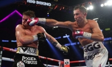 «Дерется с объедками Головкина». «Канело» подвергли критике и разоблачили