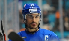 Капитан «Барыса» поставил цель на матч со СКА и высказался о сложном календаре КХЛ