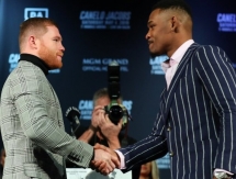 Фото и видео с первой встречи «Канело» и Джейкобса перед боем за титулы в весе Головкина