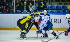 Букмекеры ставят на победу казахстанских клубов в матчах ВХЛ