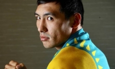 Прямая трансляция боя Жанибека Алимханулы с американским «Хитмэном»