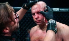 Появилось жуткое видео с Емельяненко сразу после поражения нокаутом на «фартовой» арене Головкина