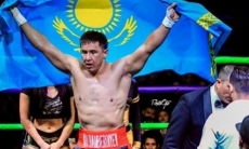 Видео боя с быстрым нокаутом мексиканца казахстанским тяжеловесом