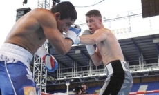 Казахстанский нокаутер проведет бой против бывшего соперника Каллума Смита