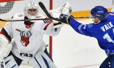 Букмекеры назвали фаворита первого матча плей-офф Кубка Гагарина «Барыс» — «Торпедо»