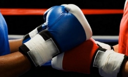 Казахстанская федерация профи-бокса подписала трех перспективных бойцов