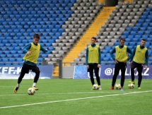 Фоторепортаж с предыгровой тренировки «Иртыша» в Астане