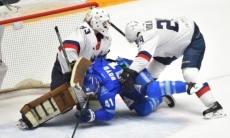 Где, когда и во сколько смотреть трансляцию третьего матча плей-офф Кубка Гагарина «Торпедо» — «Барыс»