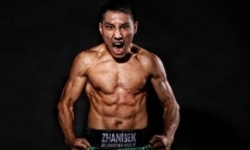 Алимханулы показал видео подготовки к бою в андеркарде Ломаченко