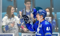 «Будет всем хорошо». Известный бомбардир обратился к игрокам «Барыса» перед пятым матчем с «Торпедо»