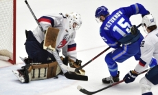 «„Тыкались“ и „мыкались“». Нападающий «Барыса» рассказал о провокациях «Торпедо» и шансах против «Авангарда»