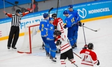 Cостав студенческой сборной Казахстана по хоккею на матч за «бронзу» против Канады