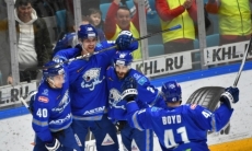 «Ваши не пляшут». Российский эксперт поверил в «Барыс» в первом матче с «Авангардом» и назвал счет серии 