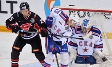 Стало известно, кто заменит лучшего бомбардира «Авангарда» в матчах плей-офф КХЛ с «Барысом»