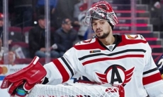 Вратарь команды Доуса сделал сумасшедший двойной сейв в матче плей-офф КХЛ