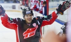 «Дамир Рыспаев? Кто это?». Хоккеист «Авангарда» высказался о победе над «Барысом»