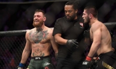 «Он пытался убежать». Макгрегор удивил заявлением о реванше с Нурмагомедовым после боя на «нефартовой» арене Головкина