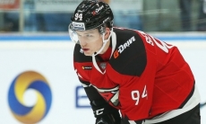 «„Барыс“ даже в меньшинстве бежал и атаковал». Форвард «Авангарда» похвалил казахстанцев