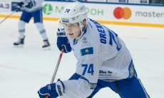 Появились новости о защитнике «Барыса» после страшного столкновения в матче с «Авангардом»