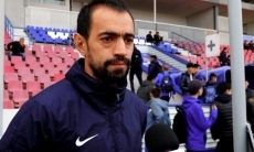 Известный казахстанский футболист подписал контракт с клубом, который тренирует его брат