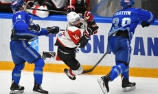 «В дикой по накалу рубке». «Барыс» попил у «Авангарда» крови перед финалом Востока