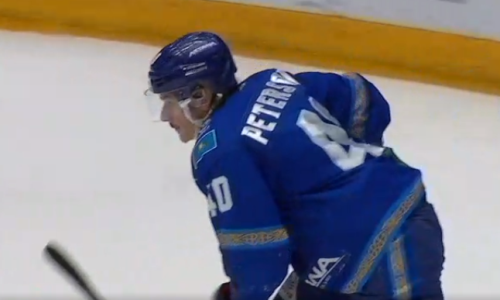 Видео шайбы Петерссона в большинстве пятого матча плей-офф КХЛ «Барыса» с «Торпедо»