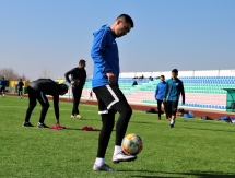 Фоторепортаж с тренировки «Иртыша» в Костанае