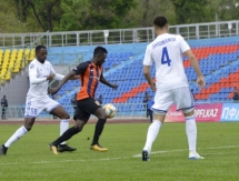 Фоторепортаж с матча Премьер-Лиги «Тараз» — «Шахтёр» 1:2