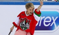 «Как бы соперник тебя ни провоцировал, — игра должна быть достойной». Женский взгляд на «Барыс» из России