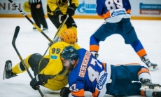 Прямая трансляция решающего матча «Сарыарка» — «СКА-Нева» в 1/2 плей-офф ВХЛ