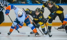 Какие ставки предлагают букмекеры на четвертый матч «Сарыарки» со «СКА-Нева» в плей-офф ВХЛ