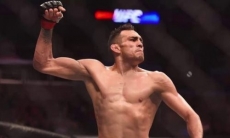 «Болван!». Фергюсон обратился к «уклонисту» Нурмагомедову после его боя на «нефартовой» арене Головкина