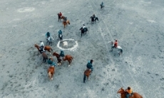 В Атырау организовали кокпар в память о погибшем при спасении девушки полицейском