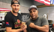 Тренер Ковалева будет работать с непобежденным казахстанцем