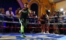 Ломаченко согласился на бой с Макгрегором после его поражения Нурмагомедову на «нефартовой» арене Головкина