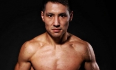 «Как вылитый». В США Жанибека Алимханулы назвали двойником чемпиона мира