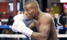 Неожиданно завершился главный бой вечера с участием экс-чемпиона мира в весе Головкина