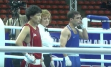 Видео боя ЧА-2019, после которого сборная Казахстана лишилась своего боксера